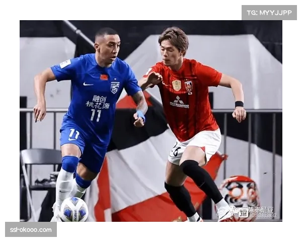 深圳新鹏城防守定位球漏洞 被戴维森抓住机会绝杀 深圳新鹏城防守定位球漏洞 被戴维森抓住机会绝杀